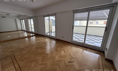 Alquiler de Departamento 2 ambientes con amplio patio en Retiro