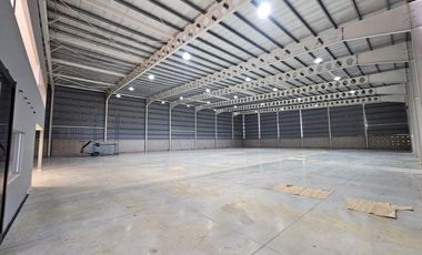 Venta nave con alquiler vigente en Micro Pi (Parque Industrial)