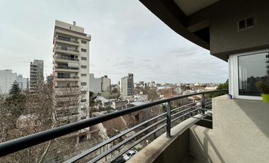 Departamento 3 ambientes con cochera en venta en Quilmes