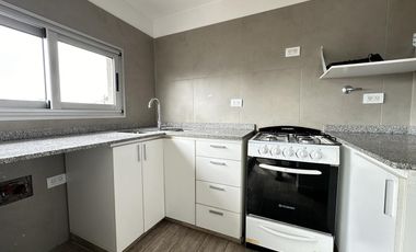 Departamento 3 ambientes con cochera en venta en Quilmes