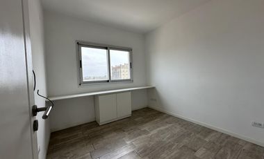 Departamento 3 ambientes con cochera en venta en Quilmes