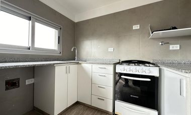 Departamento 3 ambientes con cochera en venta en Quilmes