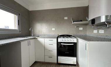 Departamento 3 ambientes con cochera en venta en Quilmes