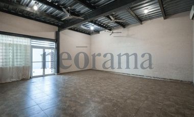 Quinta en Venta con Salón de fiestas en Col Niños Héroes, Guadalupe N.L
