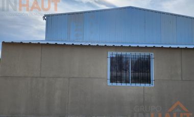 VENTA DE GALPON + OFICINA EN FERNANDEZ ORO