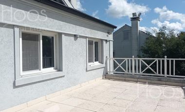 Excelente casa 6 amb.con gran quincho, jardin y pileta climatizada! en Estancias Del Pilar