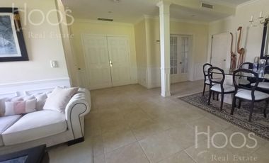 Excelente casa 6 amb.con gran quincho, jardin y pileta climatizada! en Estancias Del Pilar