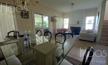 Excelente casa 6 amb.con gran quincho, jardin y pileta climatizada! en Estancias Del Pilar