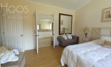 Excelente casa 6 amb.con gran quincho, jardin y pileta climatizada! en Estancias Del Pilar