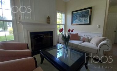 Excelente casa 6 amb.con gran quincho, jardin y pileta climatizada! en Estancias Del Pilar