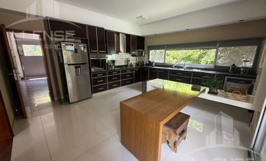 Casa 6 ambientes con piscina en venta - Fincas de Iraola 1