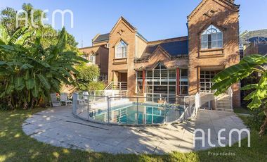Casa tipo chalet en venta en  Banfield Oeste