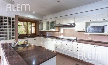 Casa tipo chalet en venta en  Banfield Oeste