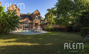 Casa tipo chalet en venta en  Banfield Oeste
