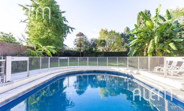 Casa tipo chalet en venta en  Banfield Oeste