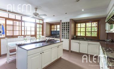 Casa tipo chalet en venta en  Banfield Oeste