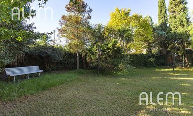 Casa tipo chalet en venta en  Banfield Oeste