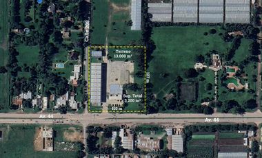 Depósito en alquiler sobre Av 44 en La Plata