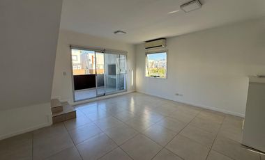 Departamento en alquiler anual Barrio Sendero, Nordelta Tres ambientes