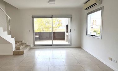 Departamento en alquiler anual Barrio Sendero, Nordelta Tres ambientes
