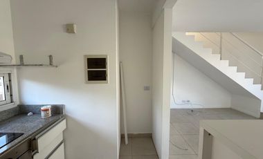 Departamento en alquiler anual Barrio Sendero, Nordelta Tres ambientes