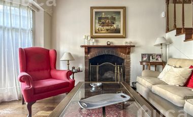 Importante casa de 5 dormitorios con jardín y pileta en venta en Olivos