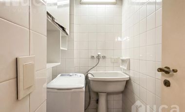 Importante casa de 5 dormitorios con jardín y pileta en venta en Olivos