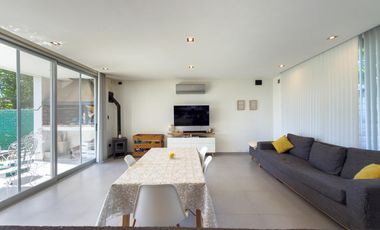 Casa en Villa Parque Sicardi