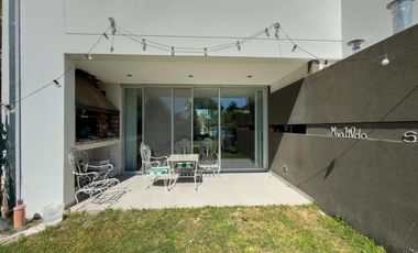 Casa en Villa Parque Sicardi