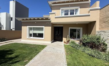 VENDE Casa en Puerto Madryn