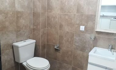 Departamento 2 ambientes en venta en  Quilmes Oeste