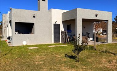 CASA 4 AMBIENTES EN VENTA, SAN SEBASTIAN, ESCOBAR
