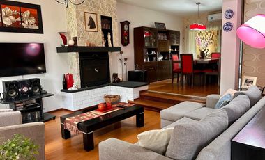 EXCELENTE CHALET 5 AMBIENTES EN SAN MARTIN CENTRO