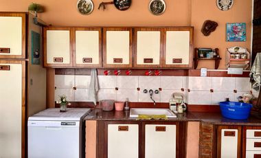 EXCELENTE CHALET 5 AMBIENTES EN SAN MARTIN CENTRO