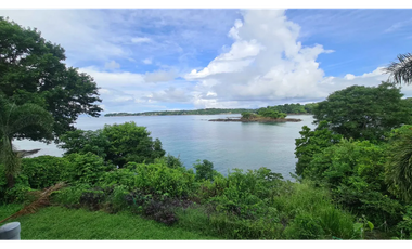 ARCHIPELAGO DE LAS PERLAS / ISLA SABOGA / 1600M2 / FRENTE AL MAR