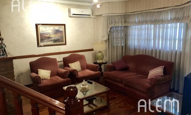 Casa en venta en Banfield, Lomas de Zamora