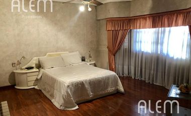 Casa en venta en Banfield, Lomas de Zamora