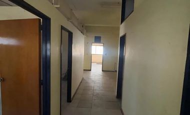 Galpón en alquiler de 800m2 ubicado en Caseros