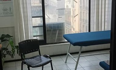 Oficina sobre Avenida Colón al 100