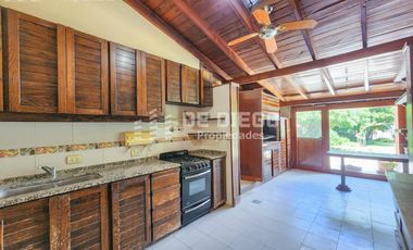 Apto crédito - Venta casa 5 ambientes pileta y ascensor -  Country San Miguel de Ghiso