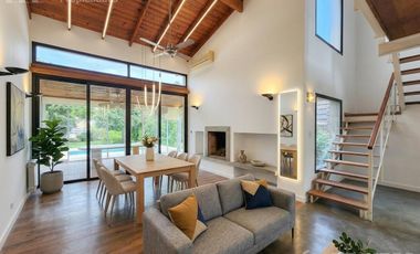 Apto crédito - Venta casa 5 ambientes pileta y ascensor -  Country San Miguel de Ghiso