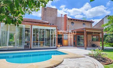 Apto crédito - Venta casa 5 ambientes pileta y ascensor -  Country San Miguel de Ghiso