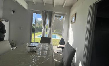 Venta Casa en  Hurlingham 6 ambientes