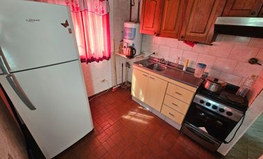 CASA 3 AMB. CON GARAGE Y LOTE LIBRE