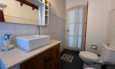 Venta de casa 4 ambientes en bella vista en barrio privado