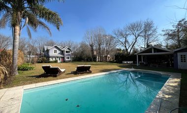 Venta de casa 4 ambientes en bella vista en barrio privado