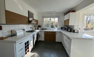 Venta de casa 4 ambientes en bella vista en barrio privado