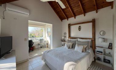 Venta de casa 4 ambientes en bella vista en barrio privado