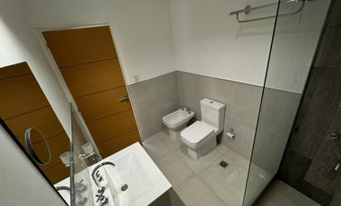 VENDE / Departamento en Puerto Madryn a 200mts del Mar / PISCINA Y GYM