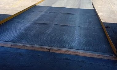 Alquiler deposito de 1380 m2 en predio con seguridad Villa Ballester San Martin